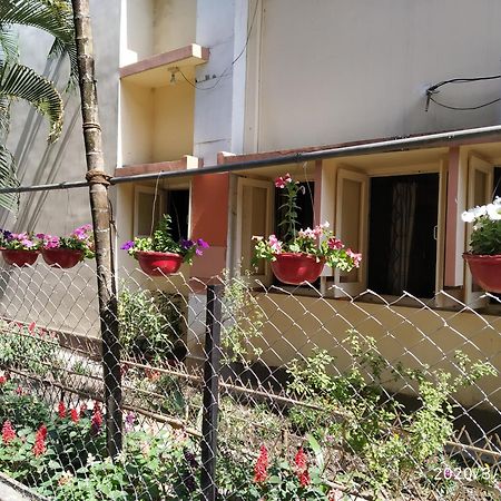 Riverview Guest House Guwahati Luaran gambar