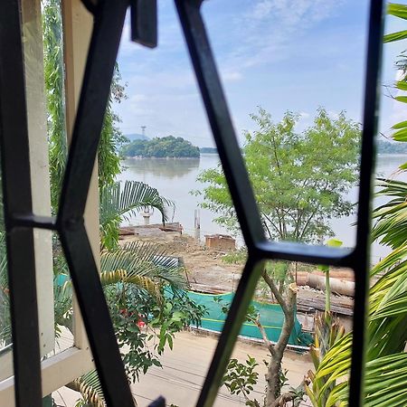 Riverview Guest House Guwahati Luaran gambar