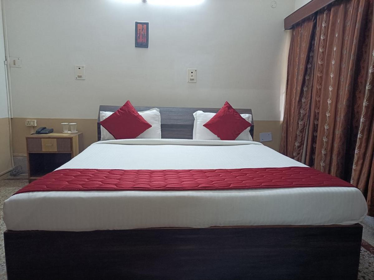 Riverview Guest House Guwahati Luaran gambar