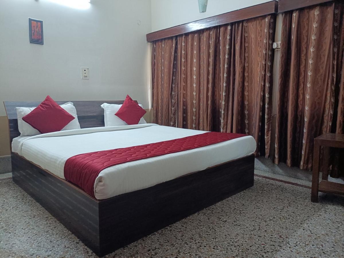 Riverview Guest House Guwahati Luaran gambar