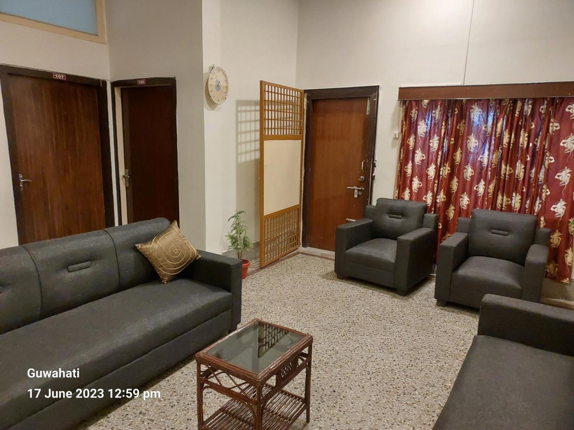 Riverview Guest House Guwahati Luaran gambar