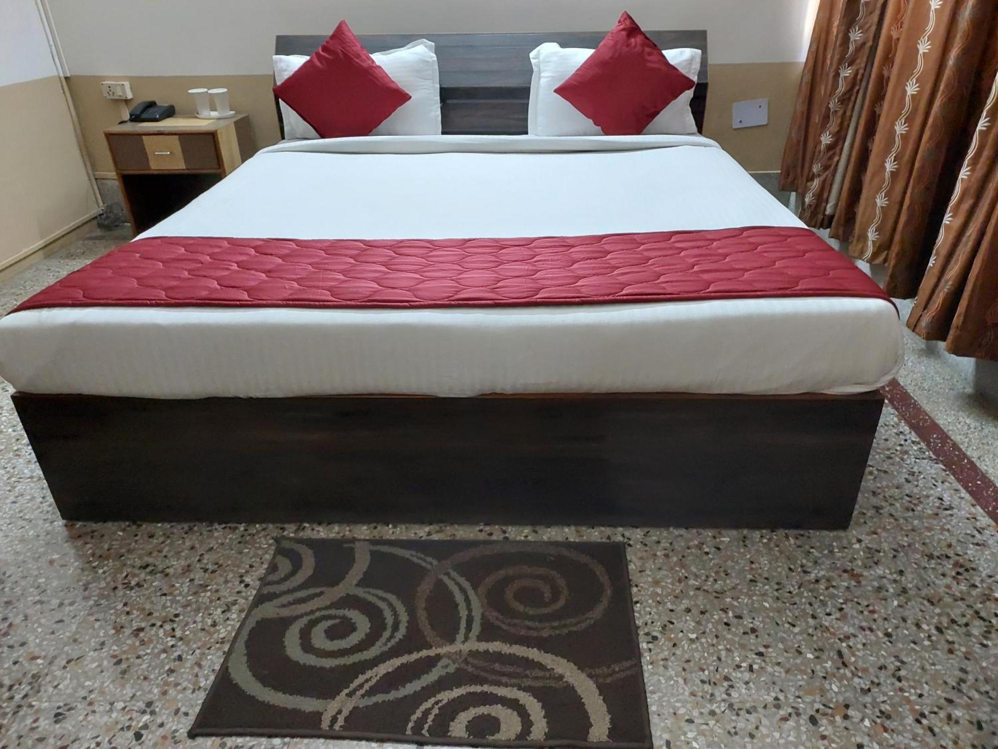 Riverview Guest House Guwahati Luaran gambar