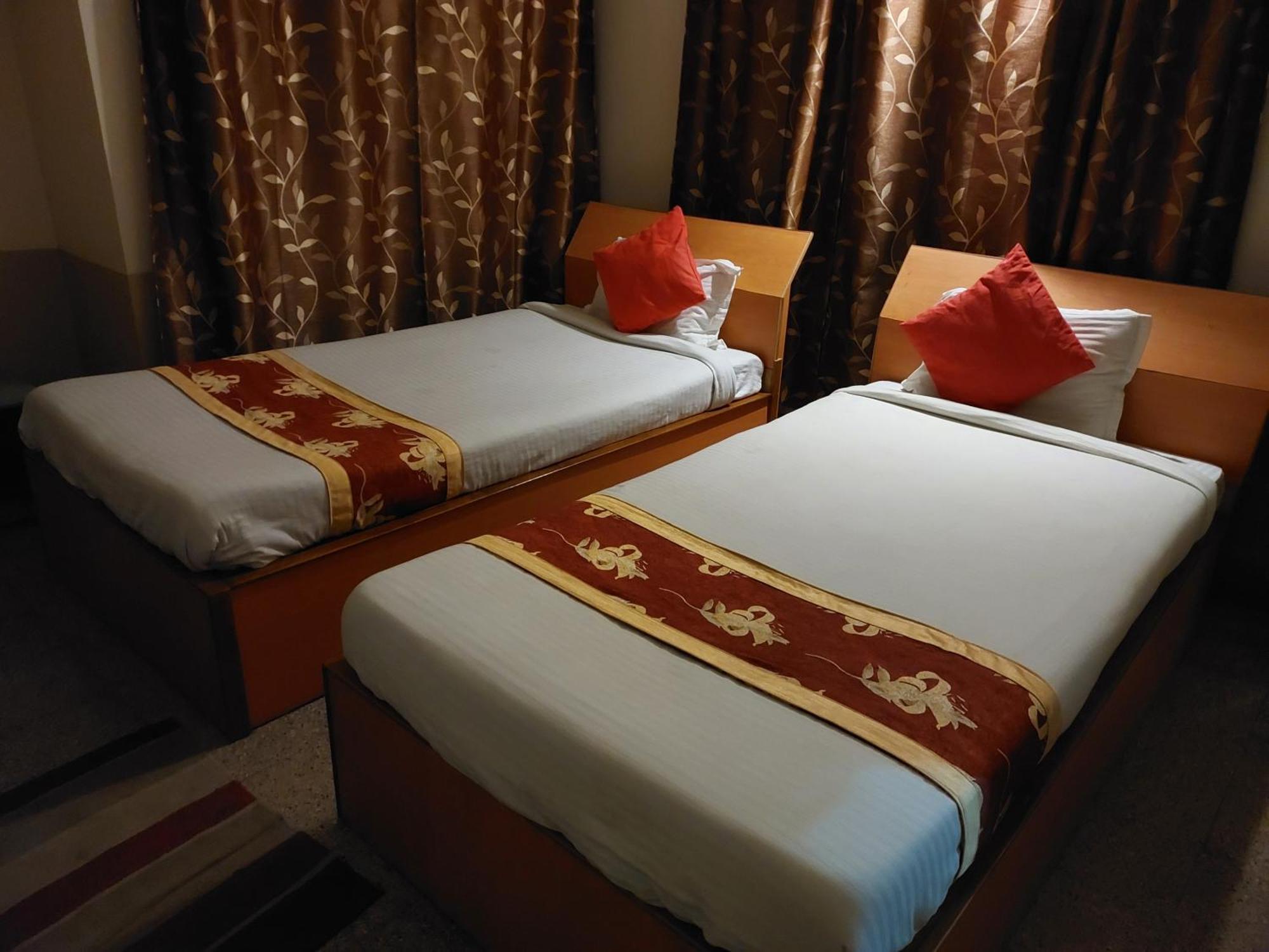 Riverview Guest House Guwahati Luaran gambar