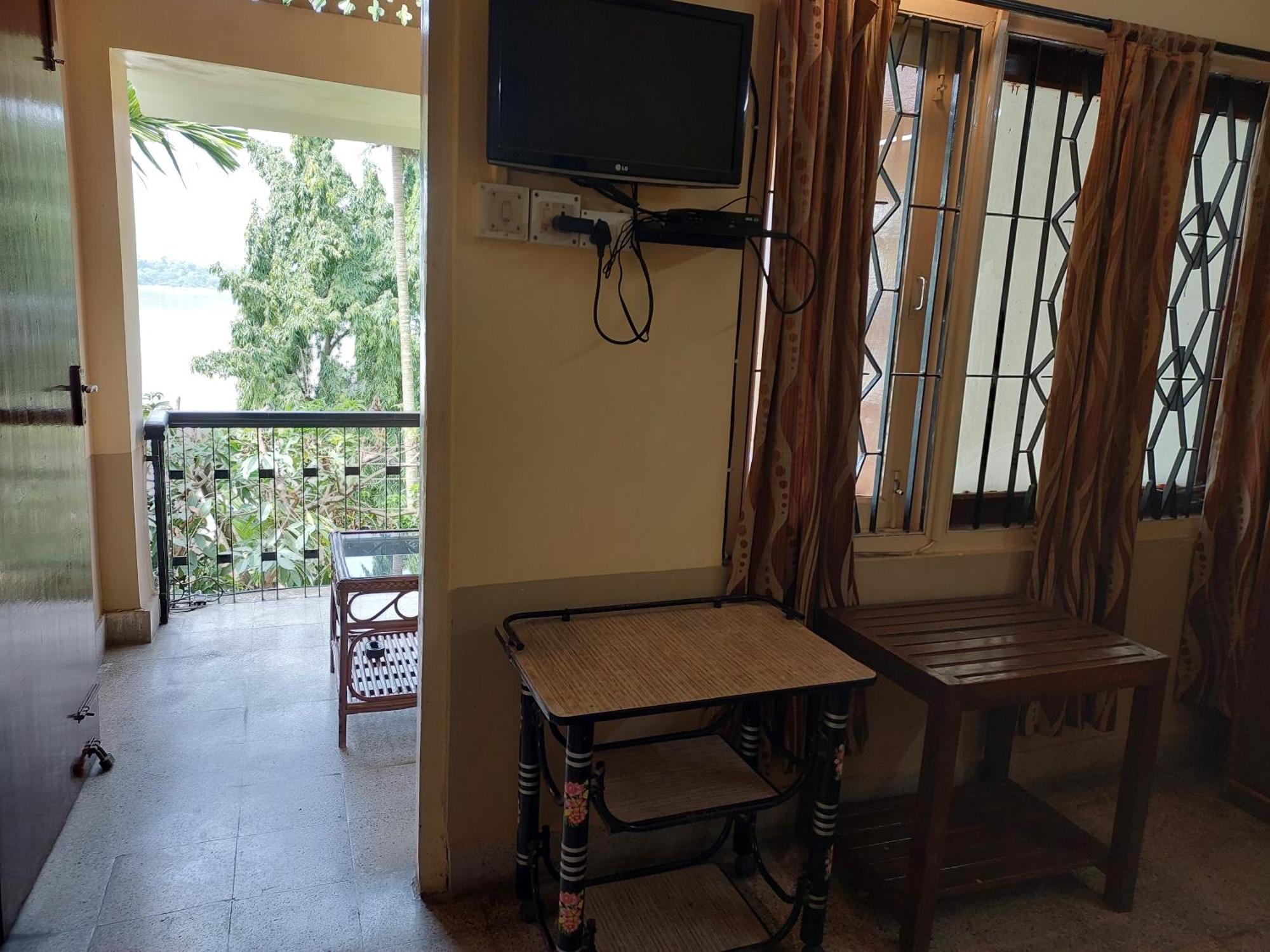 Riverview Guest House Guwahati Luaran gambar