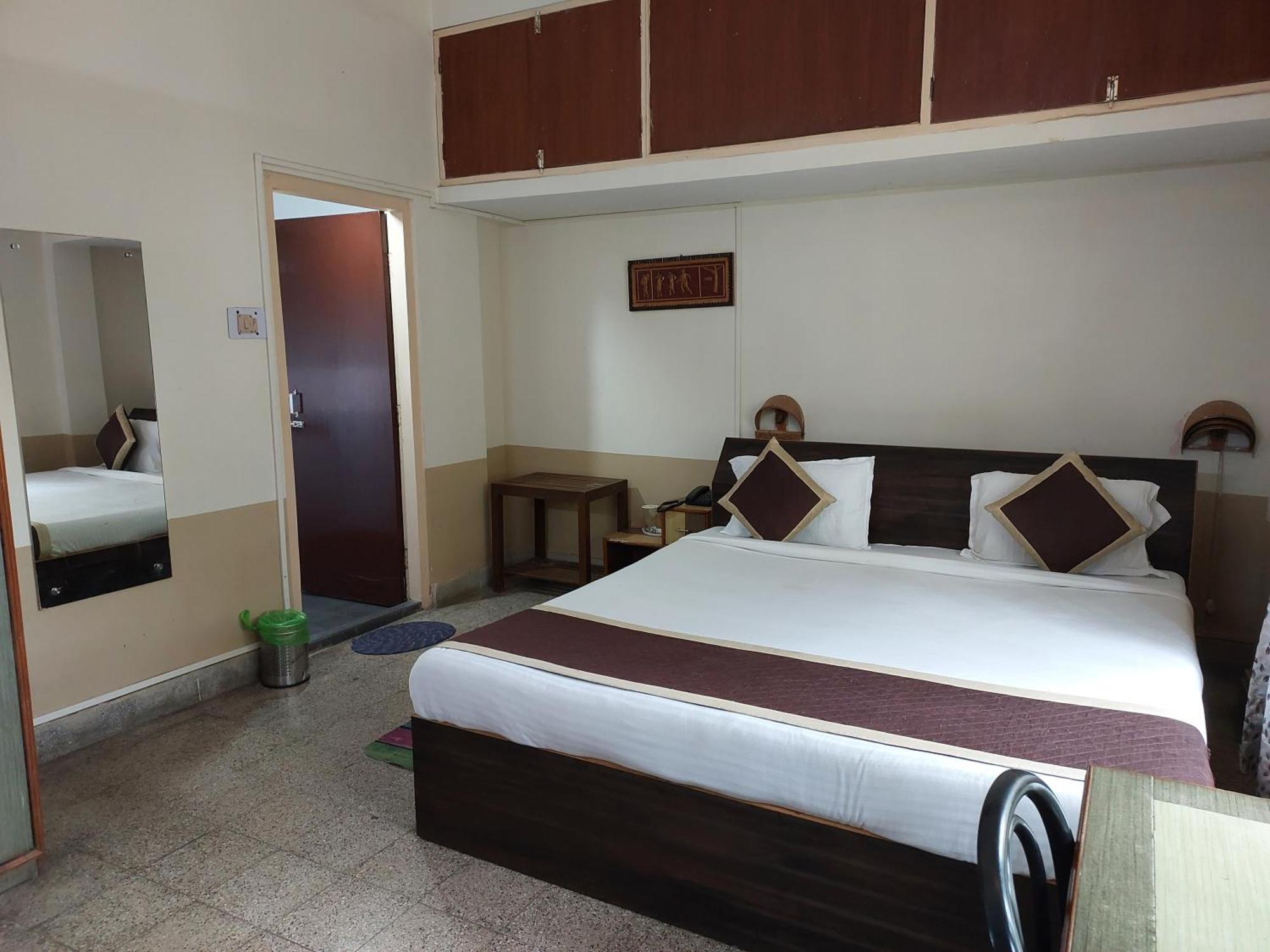 Riverview Guest House Guwahati Luaran gambar