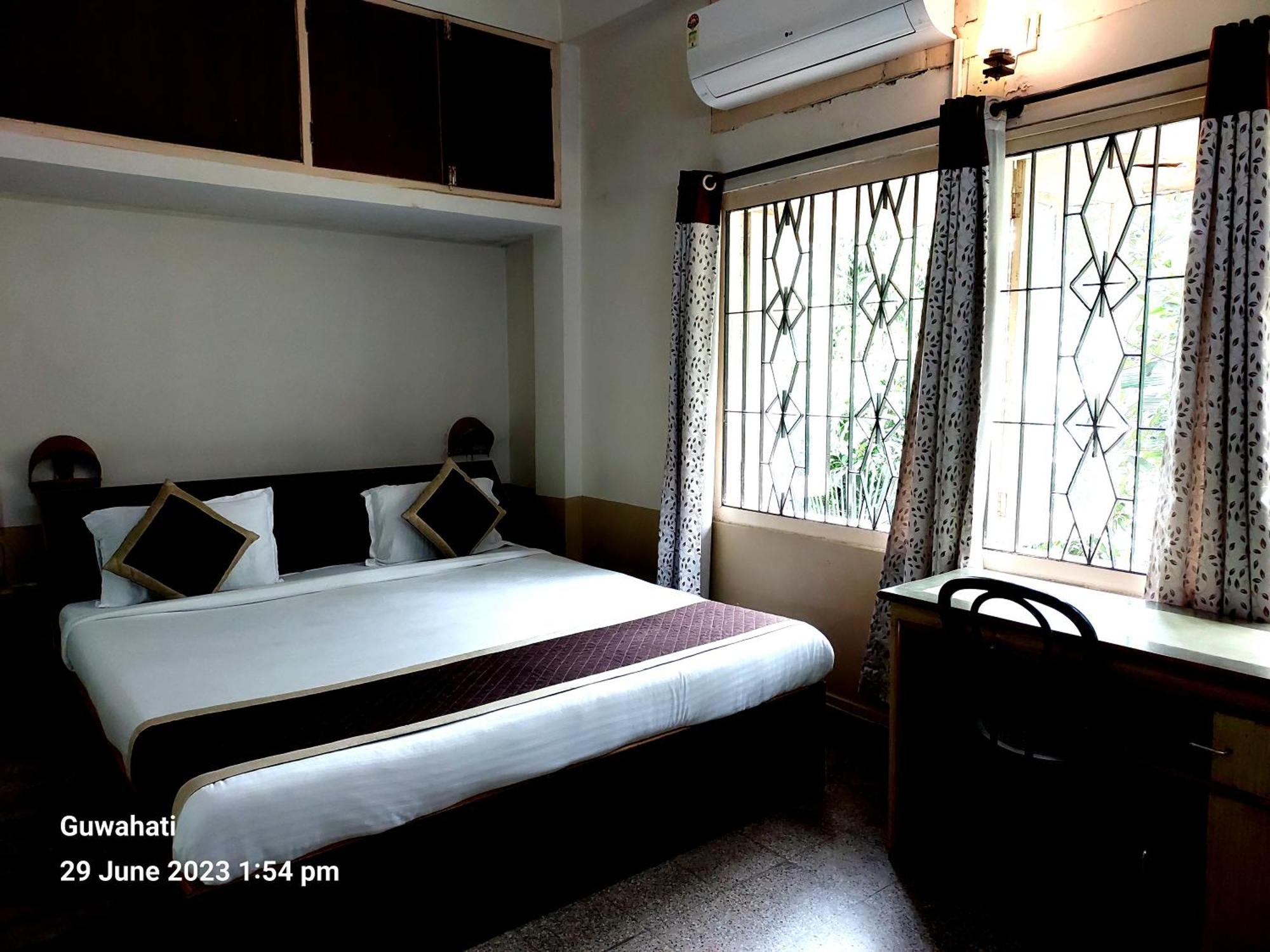 Riverview Guest House Guwahati Luaran gambar